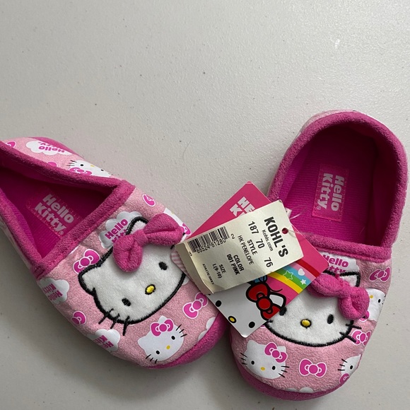 hello kitty slippers